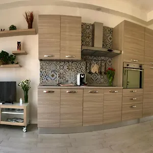 Locchi Suite_ Careggi/meyer/tramvia A Due Passi! Florence